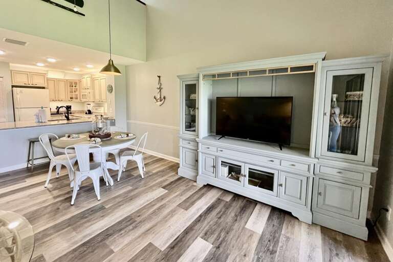 Living / Dining area