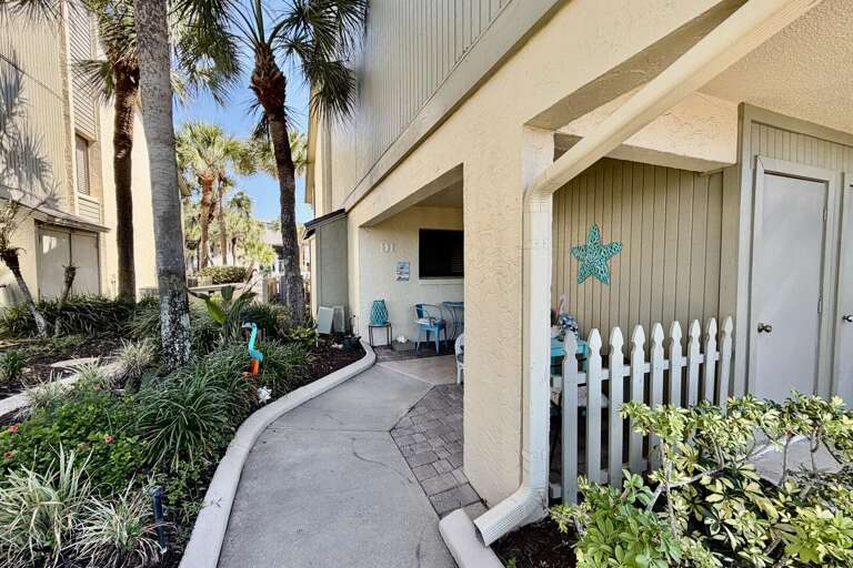 Condo entry 