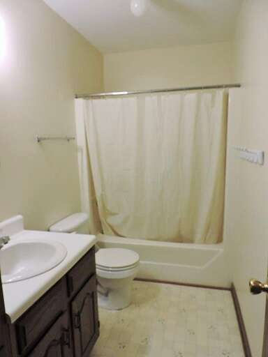 hallbathforbr2and3 hallbathforbr2and3