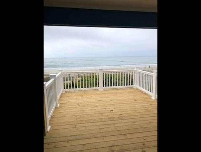 bedroom2deckareaa bedroom2deckareaa