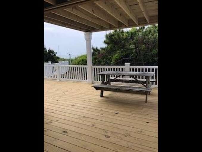 deckofflivingroom deckofflivingroom