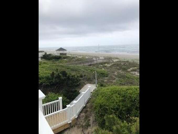 viewtofthebeachleftofhometopfloor viewtofthebeachleftofhometopfloor