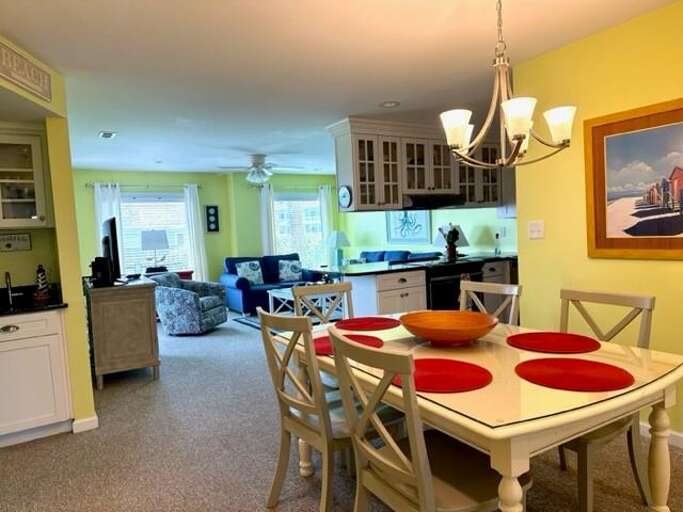 dining area expanded view dining area expanded view