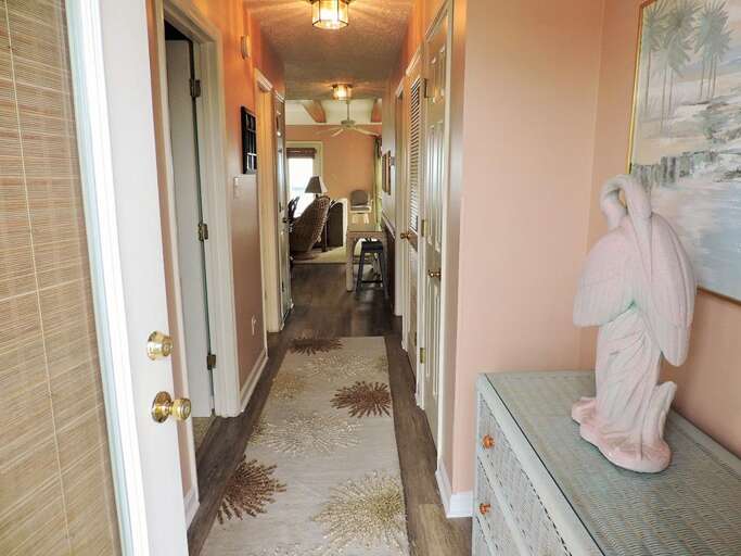 entrance.JPG entrance.JPG