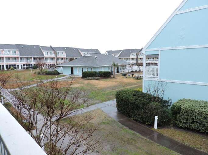 viewofcourtyard viewofcourtyard