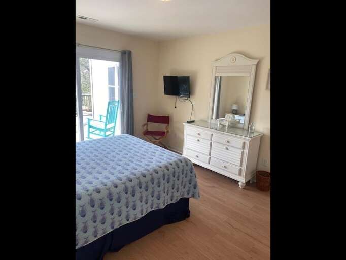 bedroom on main floor a bedroom on main floor a