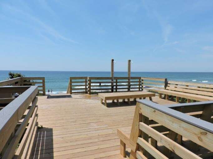 Sitting area at Beach Access   Sitting area at Beach Access