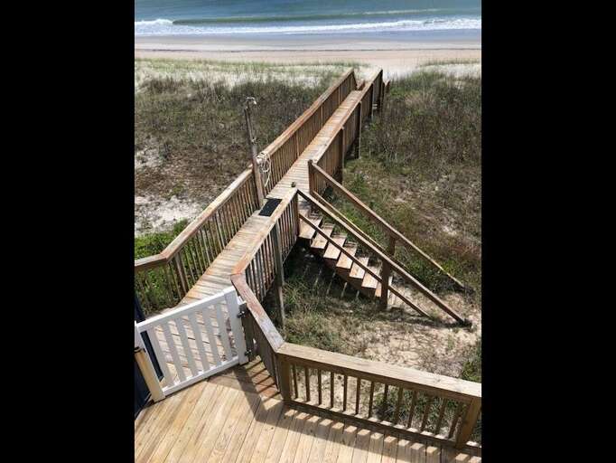 walkwaytobeachwithwashoffarea walkwaytobeachwithwashoffarea