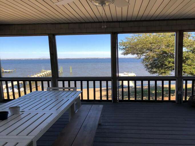 viewfromscreenporchofflivingroom viewfromscreenporchofflivingroom