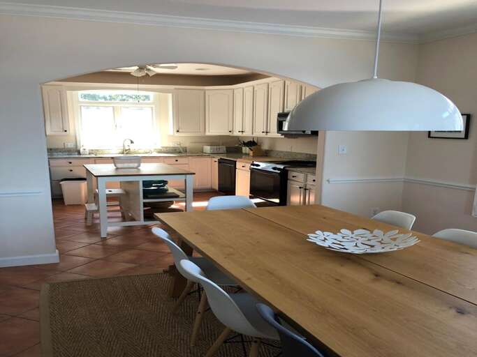 diningkitchen diningkitchen