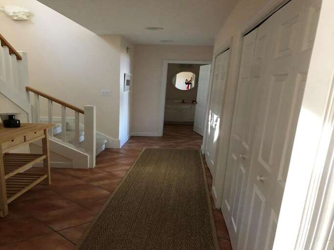 hallareatobr3andfamilyroom hallareatobr3andfamilyroom