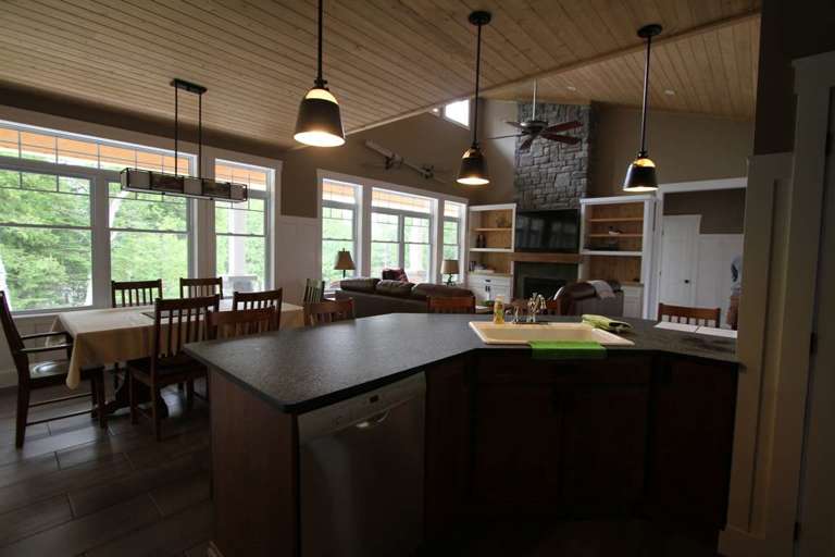 02 Kitchen