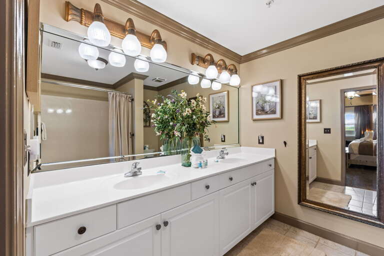 Double sinks and vanities!