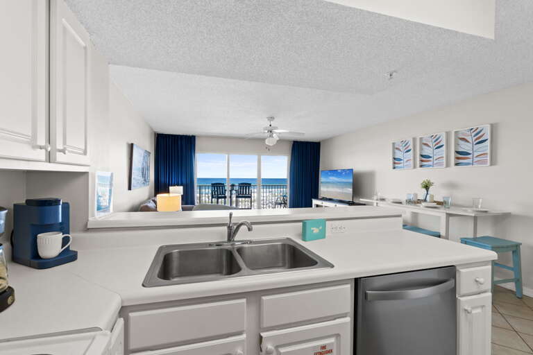 Beatiful views from the kitchen as well!
