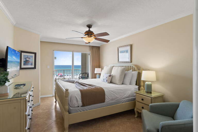 This lavish master bedroom just conveys elegance! Complete with a walk in closet and a private master bath, who could ask for more?