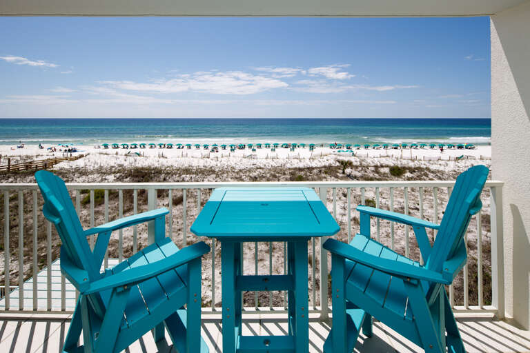 Snack time or play cards while enjoying the sun!