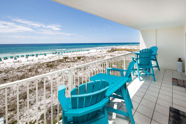 Have a frosty cold beverage of choice while taking in the scene!