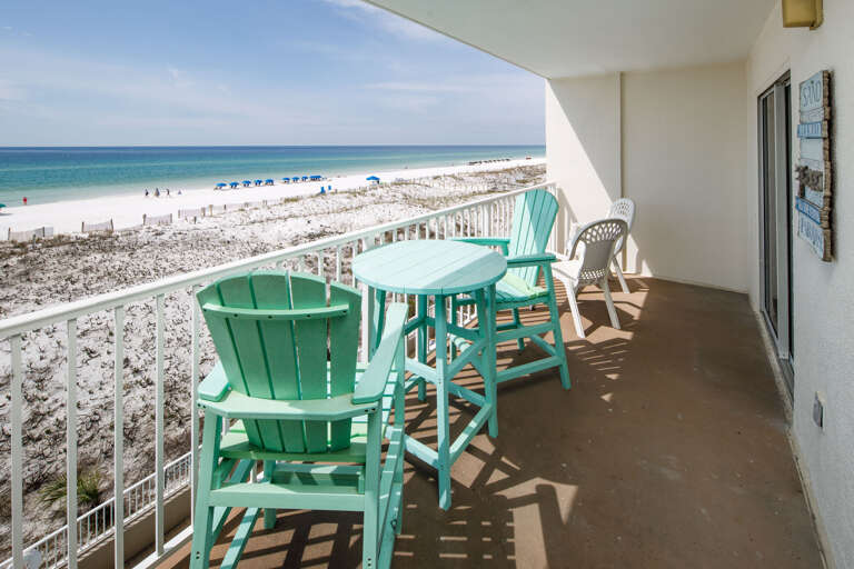 Look towards the West from this balcony and you may just see one the most spectacular sunsets around.