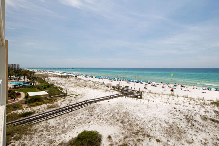 Relax and unwind with this spectacular view!