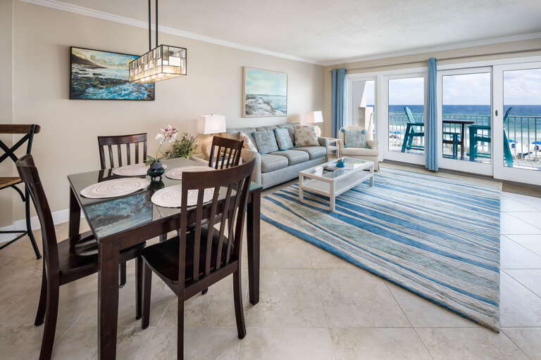 Have a meal while enjoying a view!