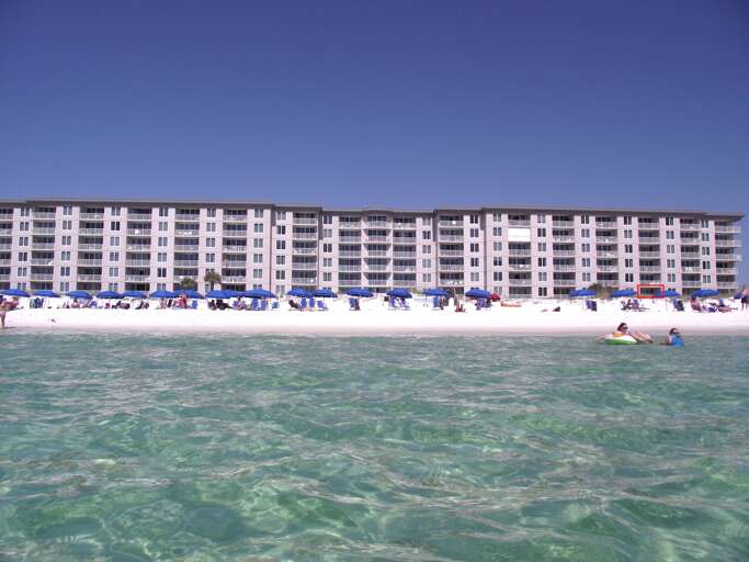 Red square indicates location of unit balcony
