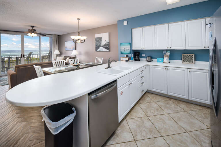 Stainless steel appliances and white cabinetry for all your cooking needs!  Stainless steel appliances and white cabinetry for all your cooking needs!