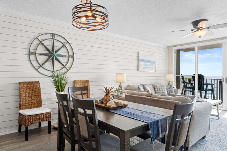 A lovely view with your meals.