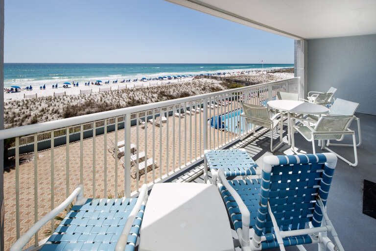 Awesome balcony furniture for true comfort while enjoying these incredible views. Awesome balcony furniture for true comfort while enjoying these incredible views.