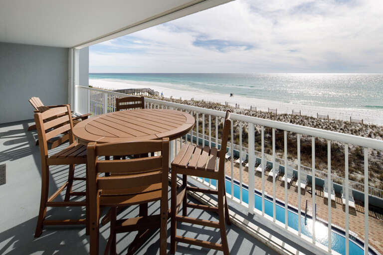 Come enjoy a cup of coffee with a side order of Amazing views!