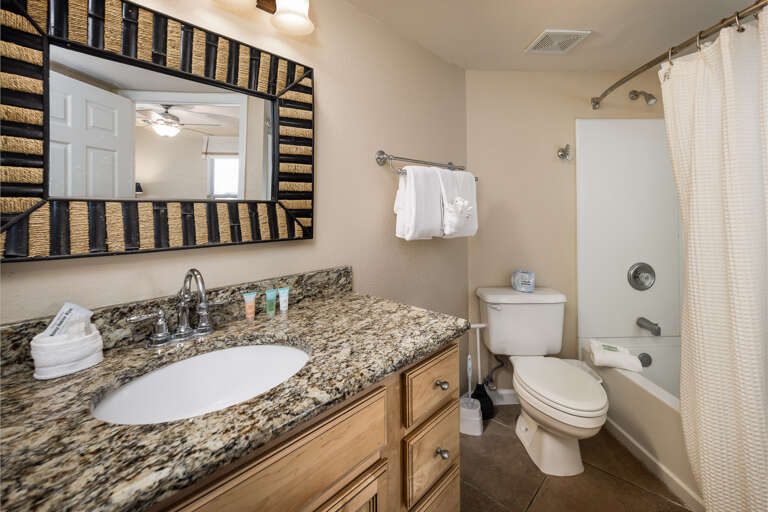 Contains ample sink & drawer space for your necessities