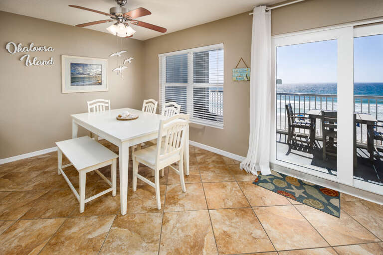 Have a meal while enjoying a view!