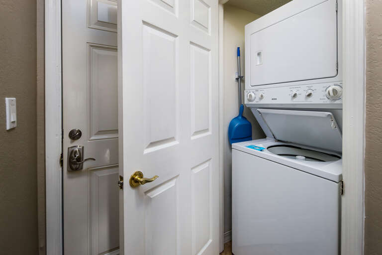 In unit washer and dryer for your convenience 
