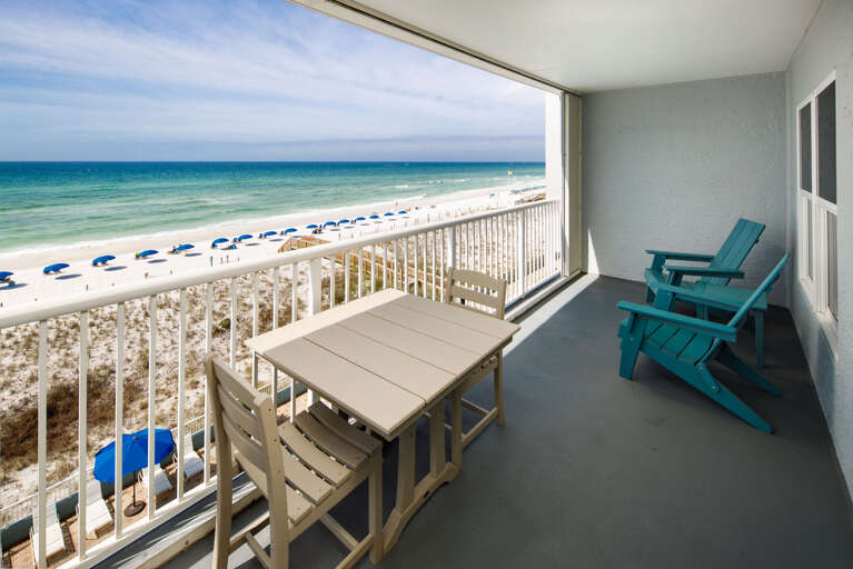 Super spacious for all the views!