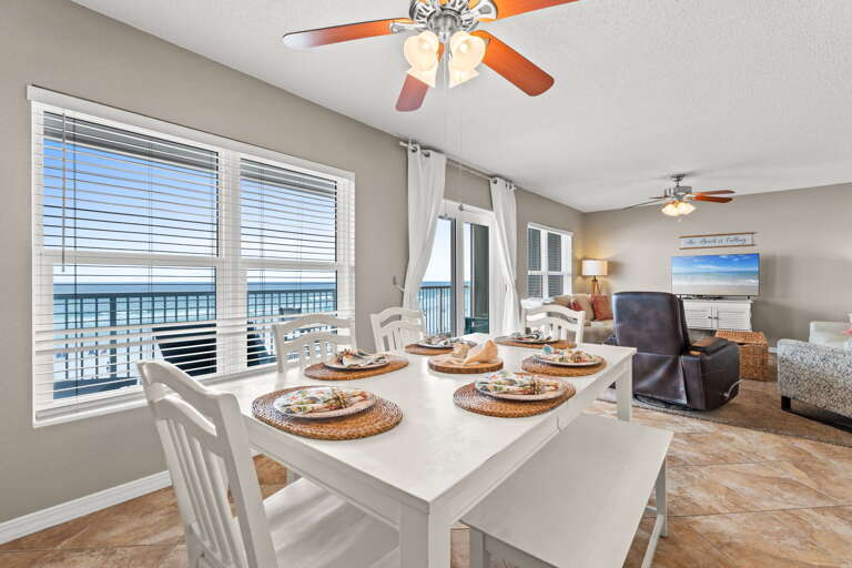 Seating for six with a view!