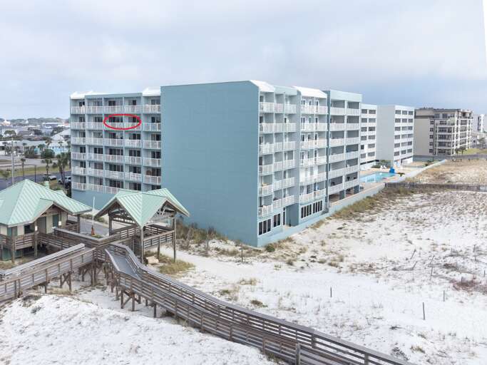 606 balcony outlined in red
