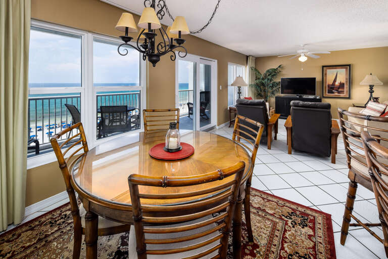 Have a nice family meal at this table for four!