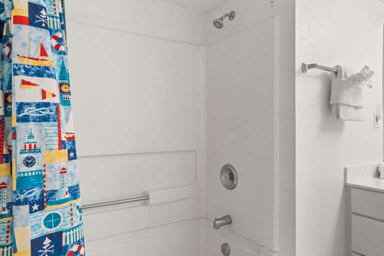 Tub/shower combo.