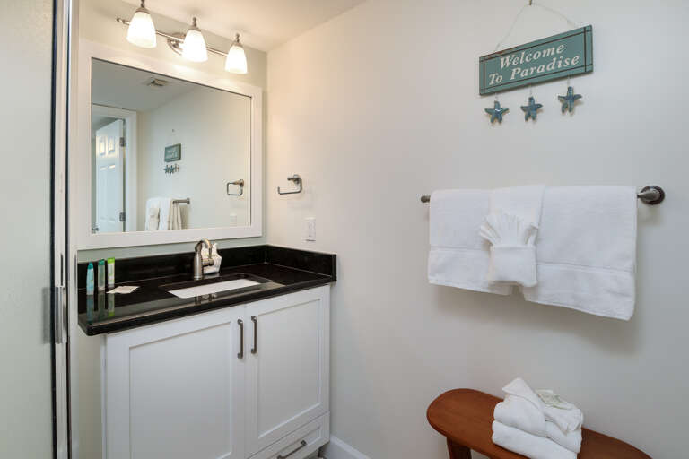 Featuring a walk in shower 