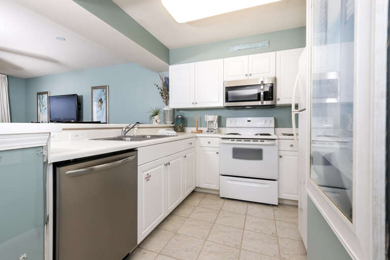 Full service kitchen for your home cooked meals!