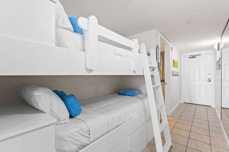 One-bedroom units at Pelican Isle have bunk beds in the hallway for extra guests