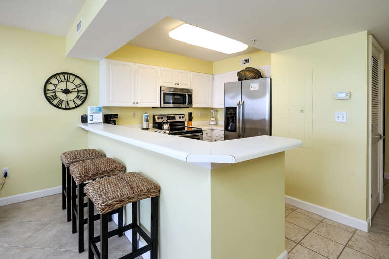 The breakfast bar is a great place to chow down!