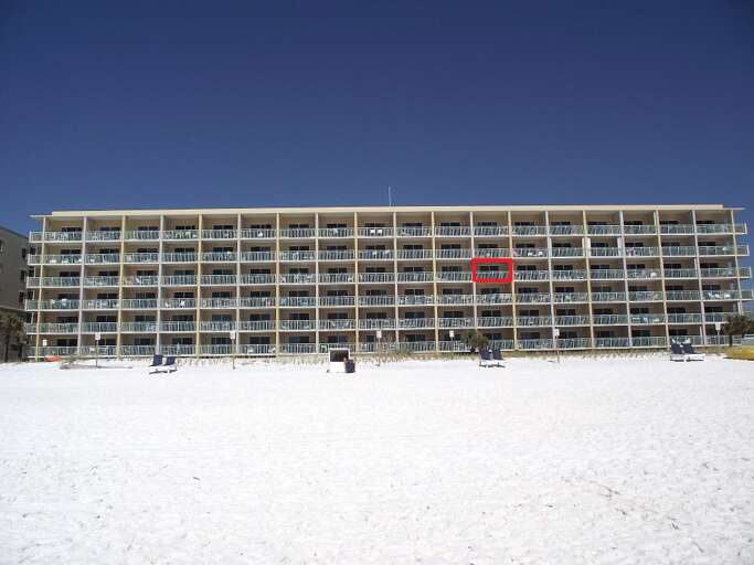 Red square indicates location of unit balcony
