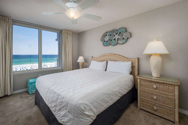 Master is GULF FRONT with comfy king size bed 