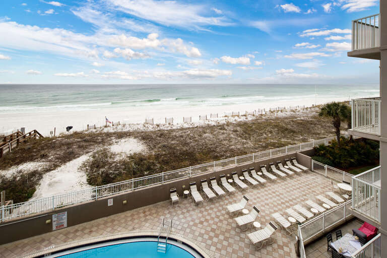 Lots of space for laying out at the Island Princess pool area.