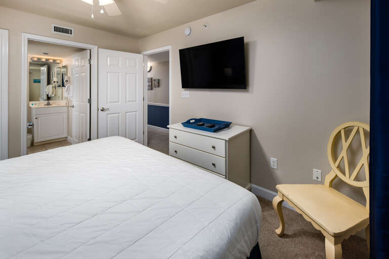 Unwind by watching TV right from the master bed Unwind by watching TV right from the master bed