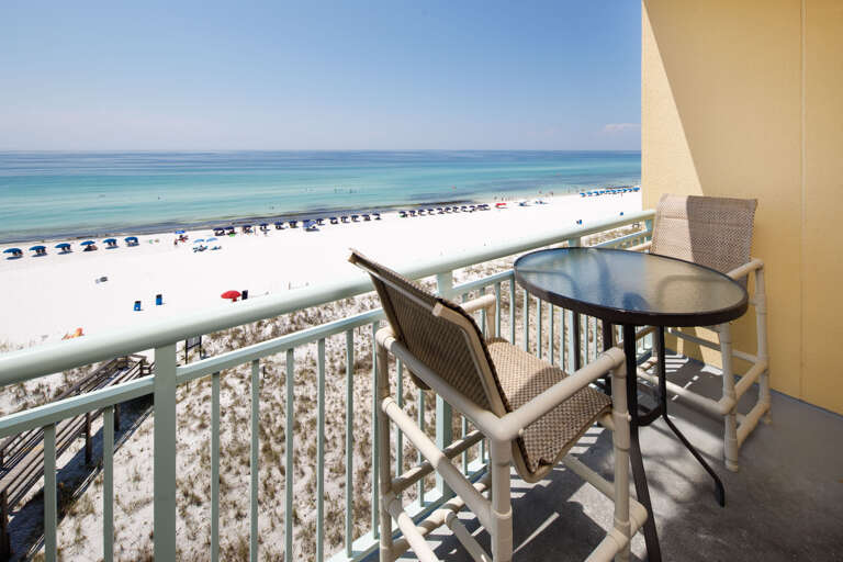 Bistro type table for three while enjoying the view!  Bistro type table for three while enjoying the view!