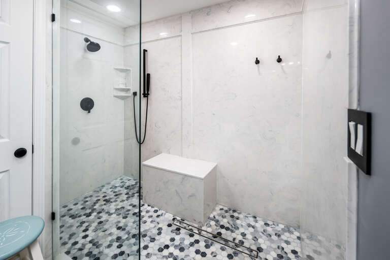 Beautifully renovated walk-in shower!