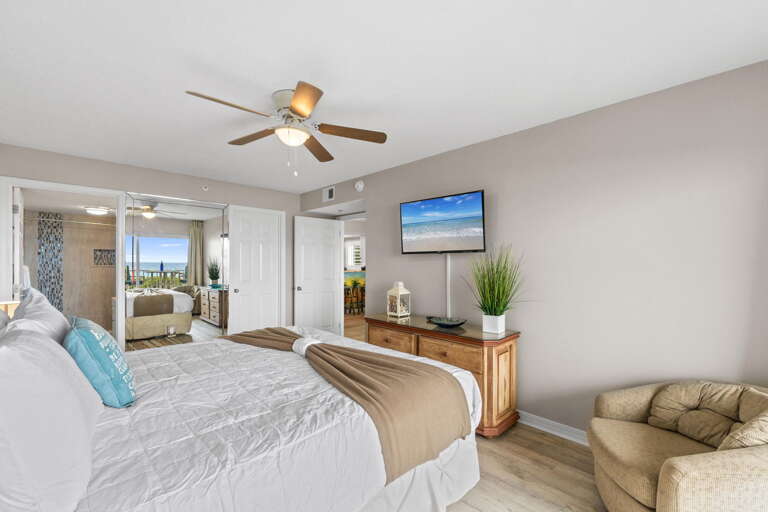 King sized bed, lots of drawer space, TV