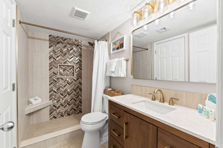 Also featuring a walk in shower!
