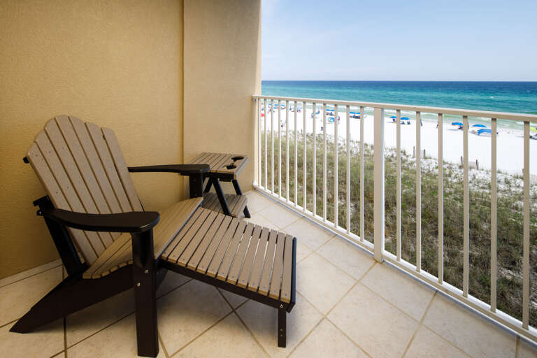 Stretch out after a long day at the beach and enjoy the views Stretch out after a long day at the beach and enjoy the views